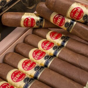 Eiroa Dark Natural Robusto